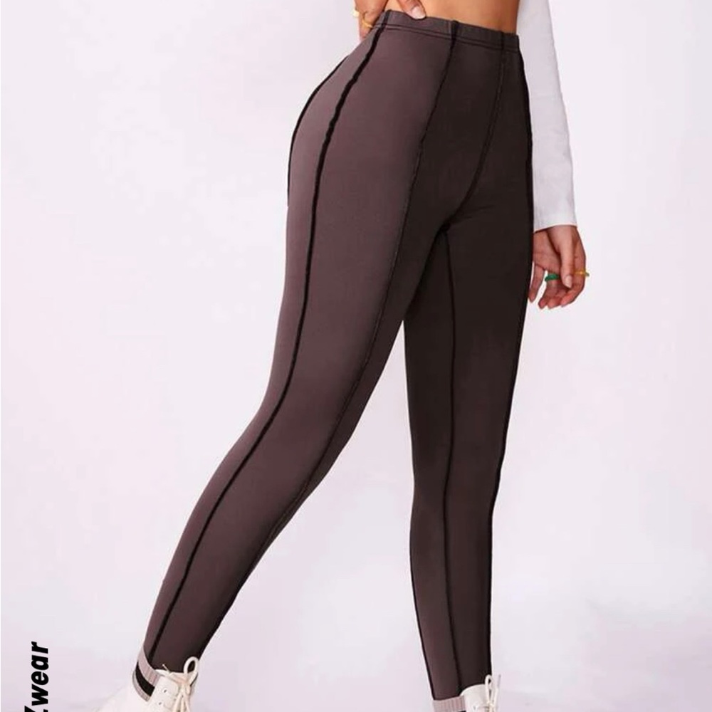 SHEIN EZwear Solid Stitch Trim Leggings